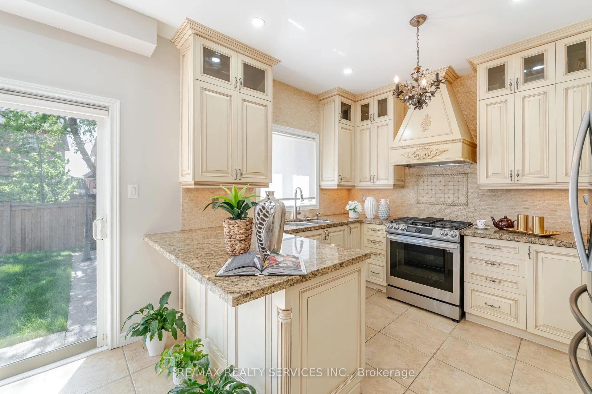 19 Billancourt Crescent photo 15