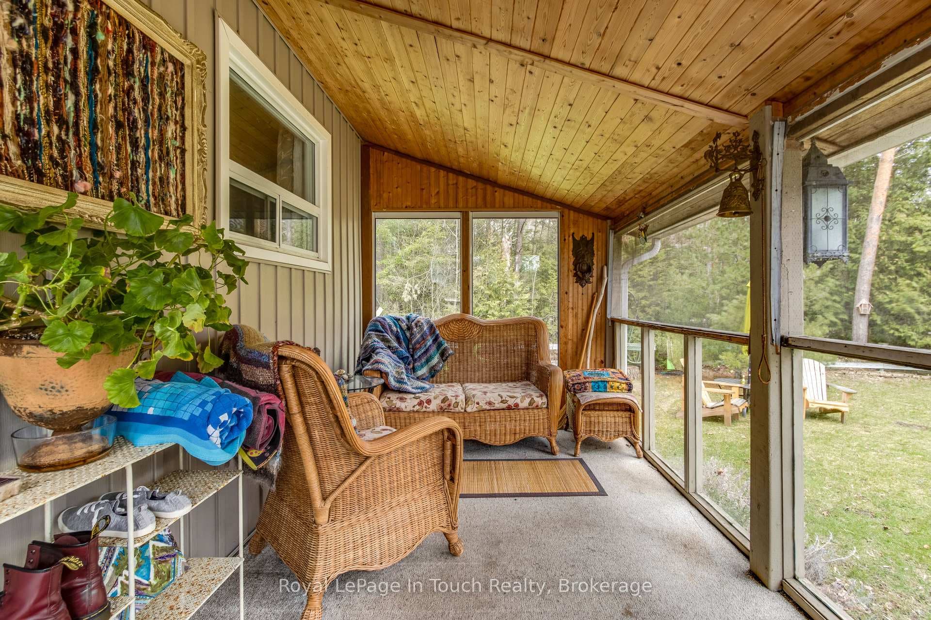 1651 TINY BEACHES Road photo 20