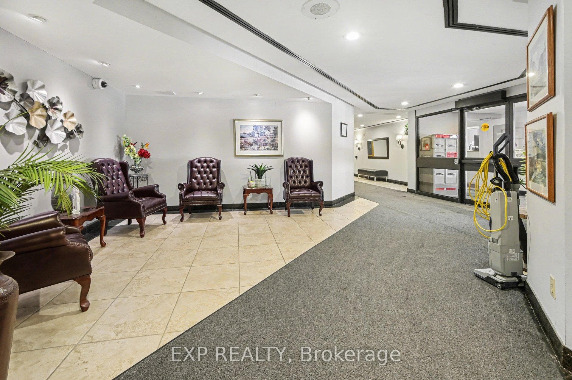 80 Sandcastle Drive Unit 404 photo 19