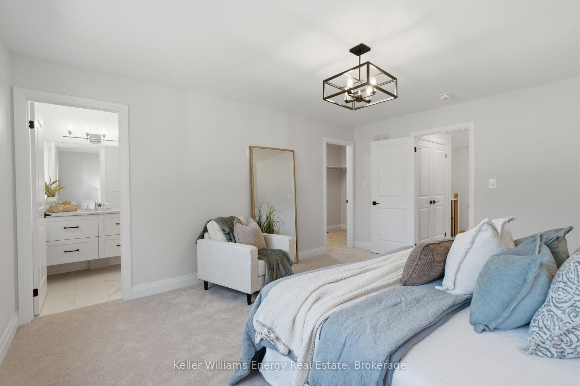 127 Hickory Street photo 16