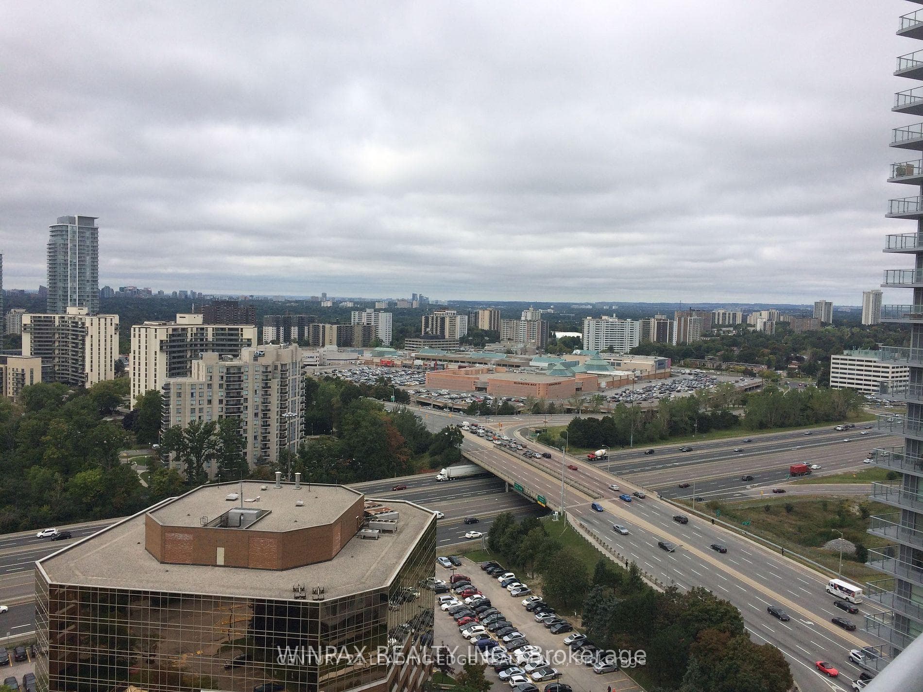 275 yorkland Road Unit 2812 photo 6