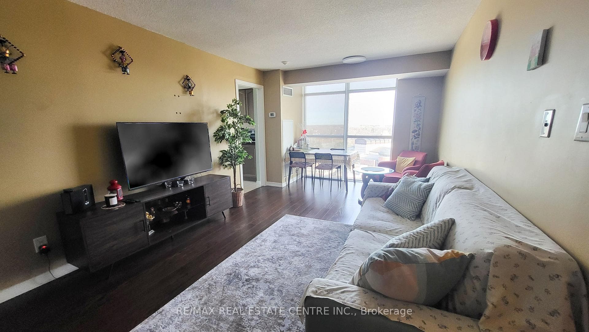 9 George Street Unit 1402 photo 8