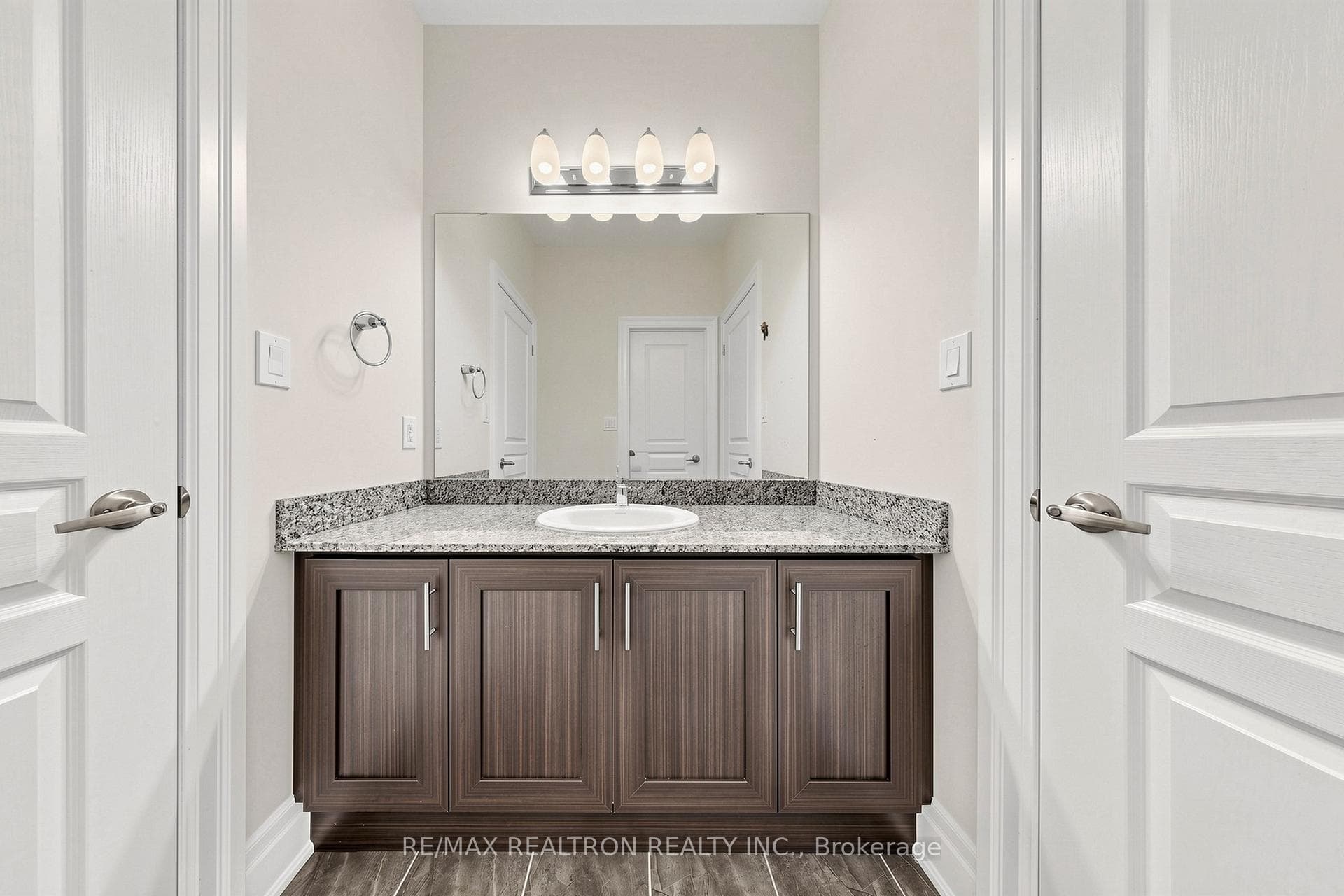 26 Plantain Lane photo 34