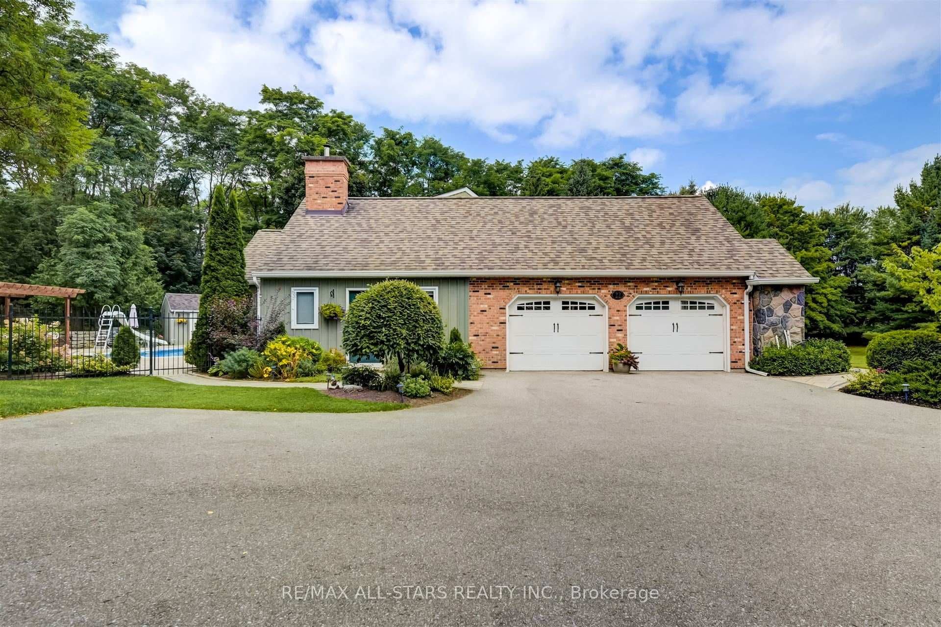 22 Bristol Sands Crescent photo 4