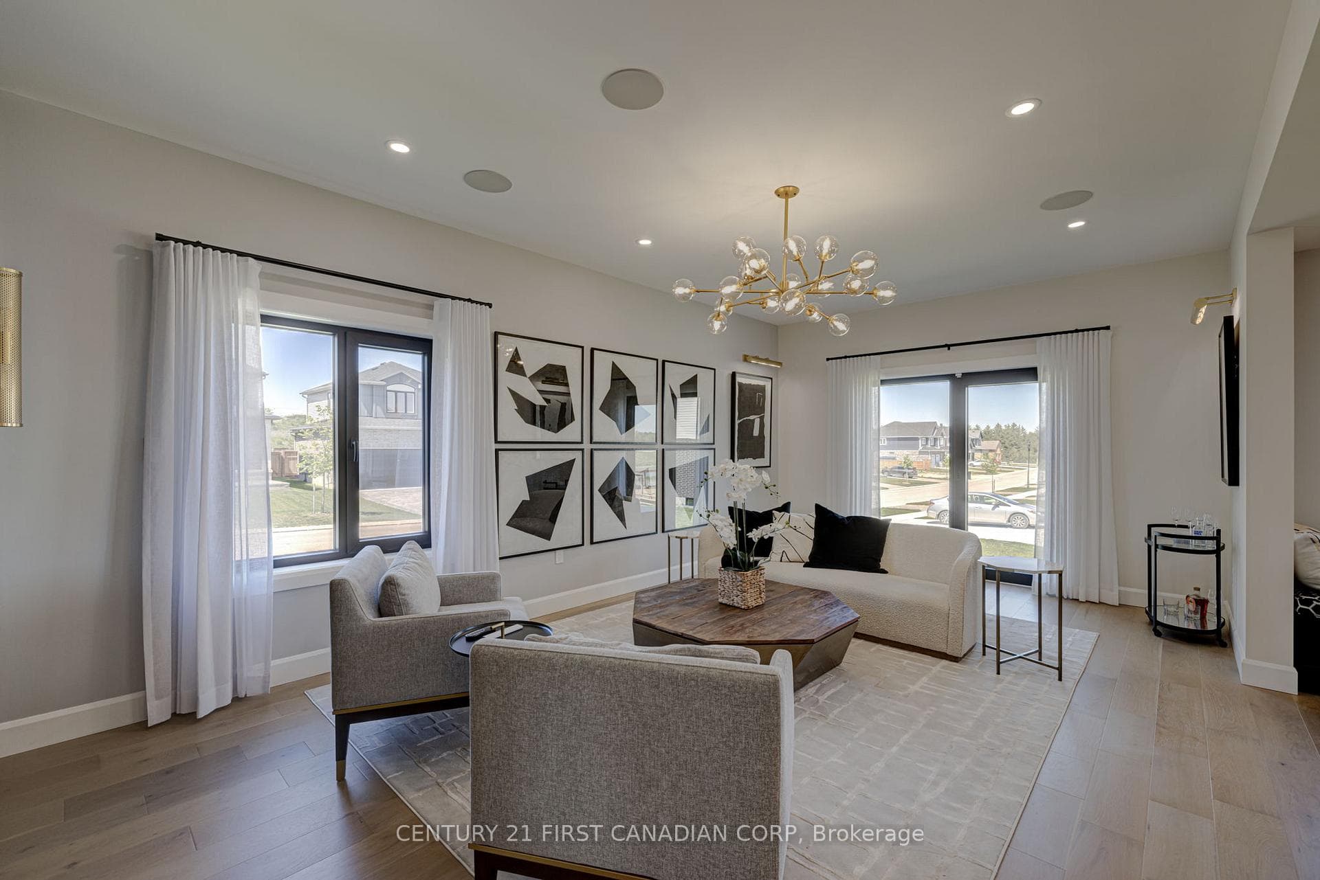 133 BASIL Crescent photo 9