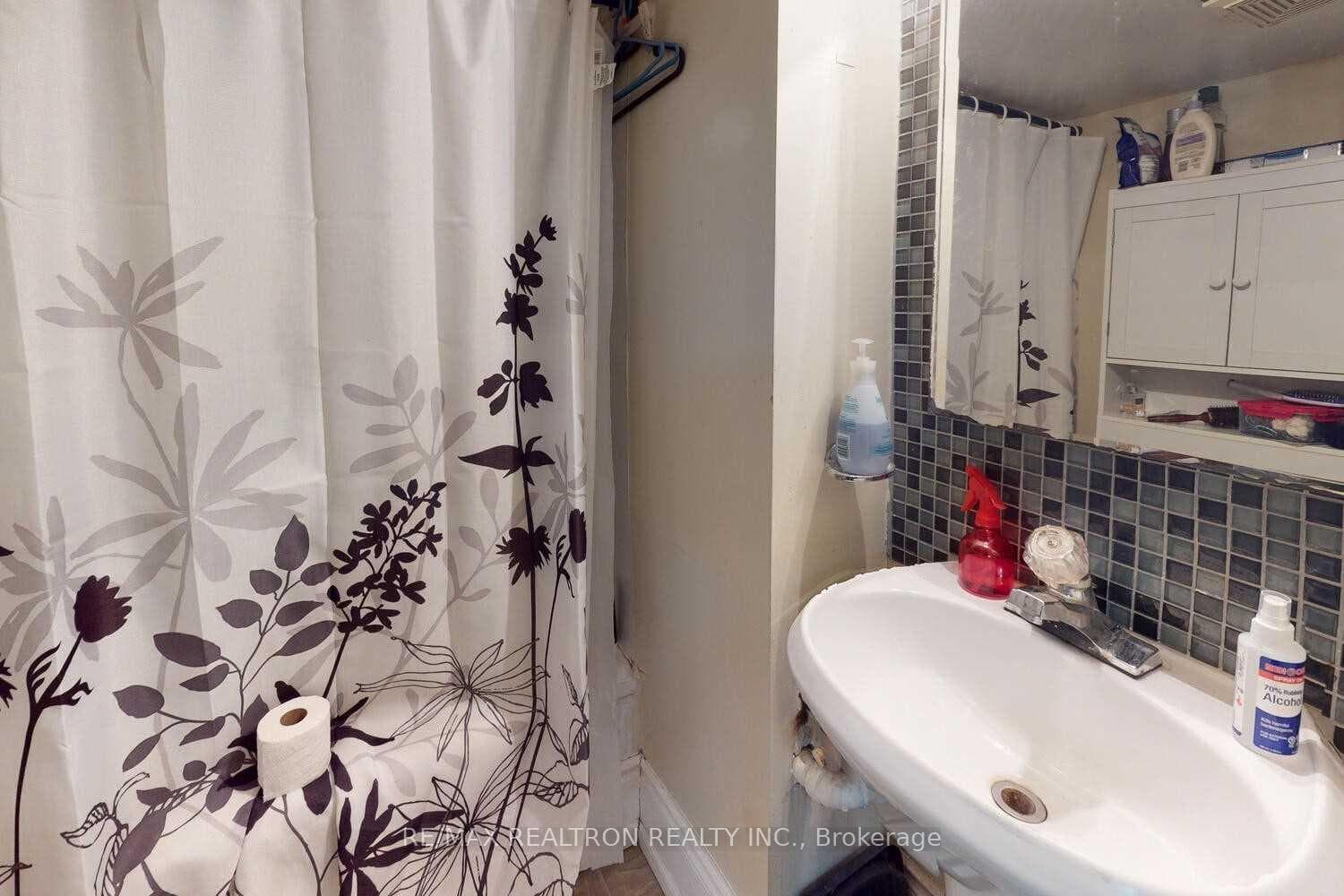 54 Ritson Road photo 3