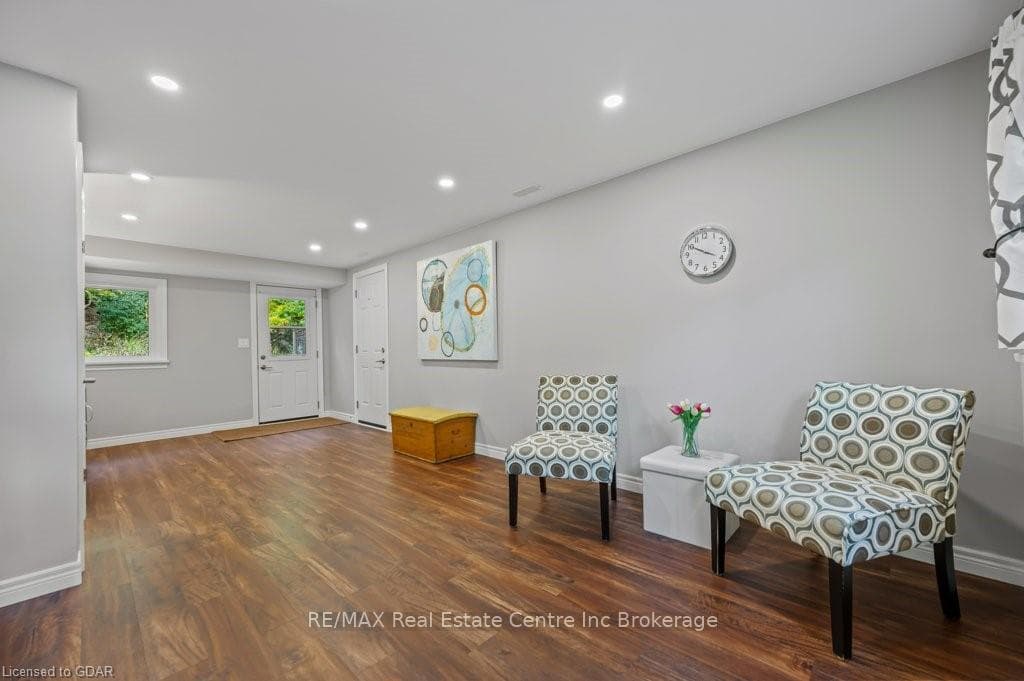 25 CALLANDER Drive photo 17