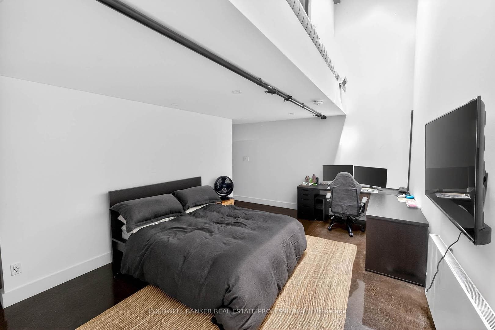 326 Carlaw Avenue Unit 127 photo 44