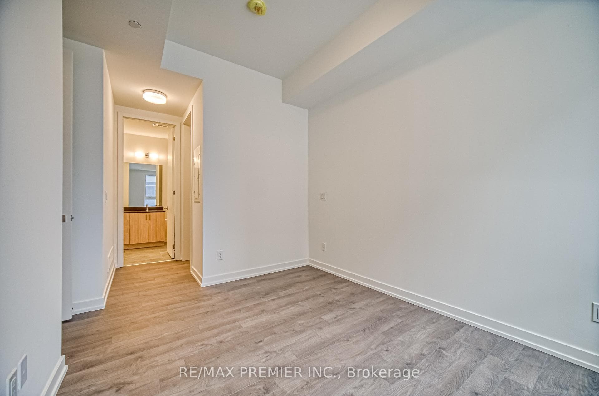 10 Walder Lane Unit G-106 photo 20