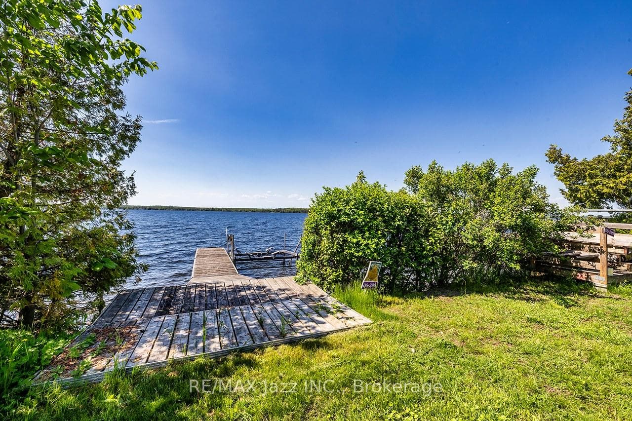 835 Cedar Glen Road photo 4