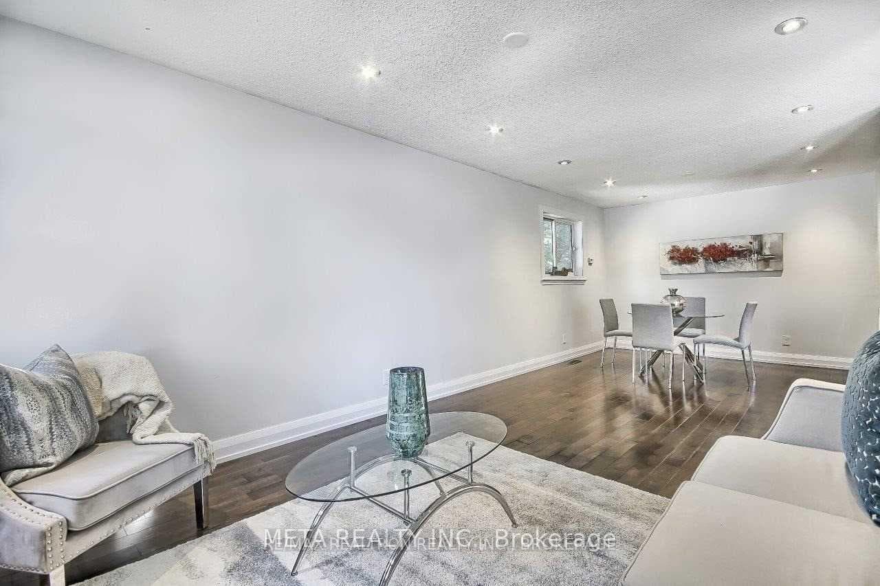1043 Lemar Road photo 8