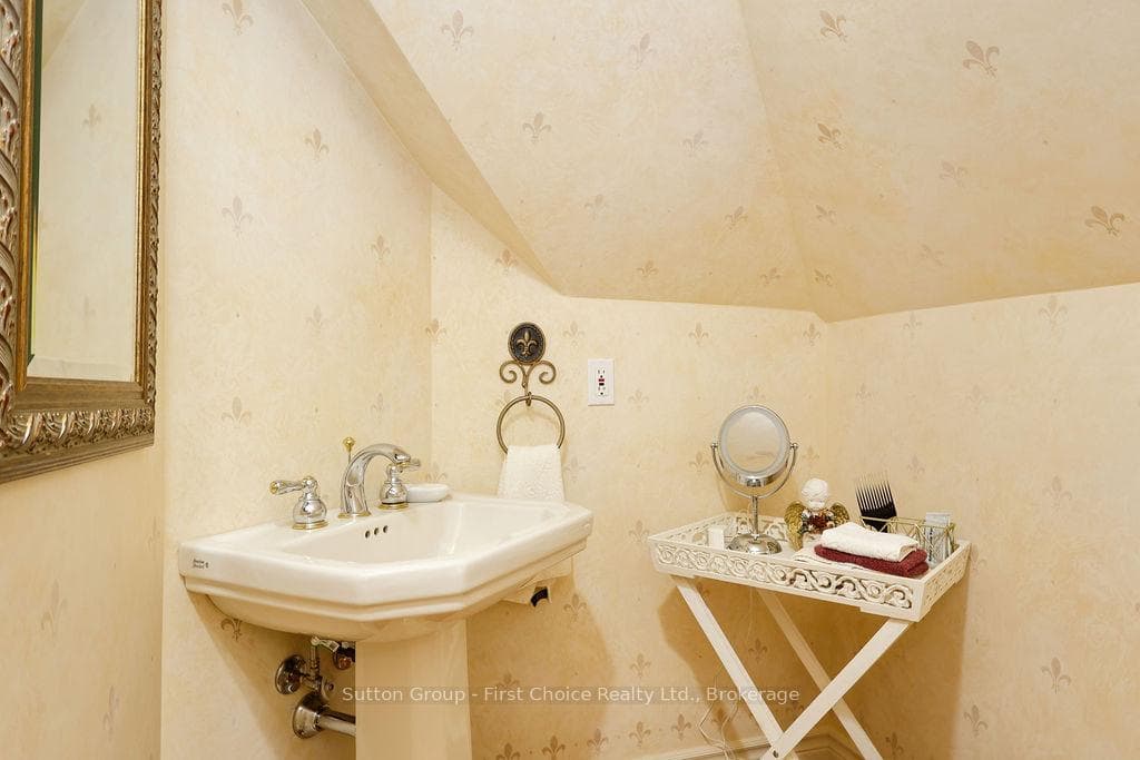 Third Floor Bath
