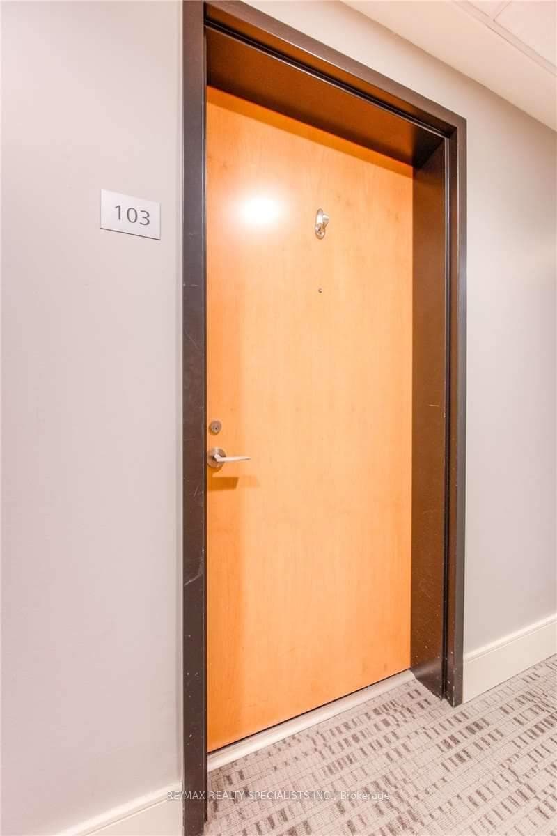 155 ST LEGER Street Unit 103 photo 6