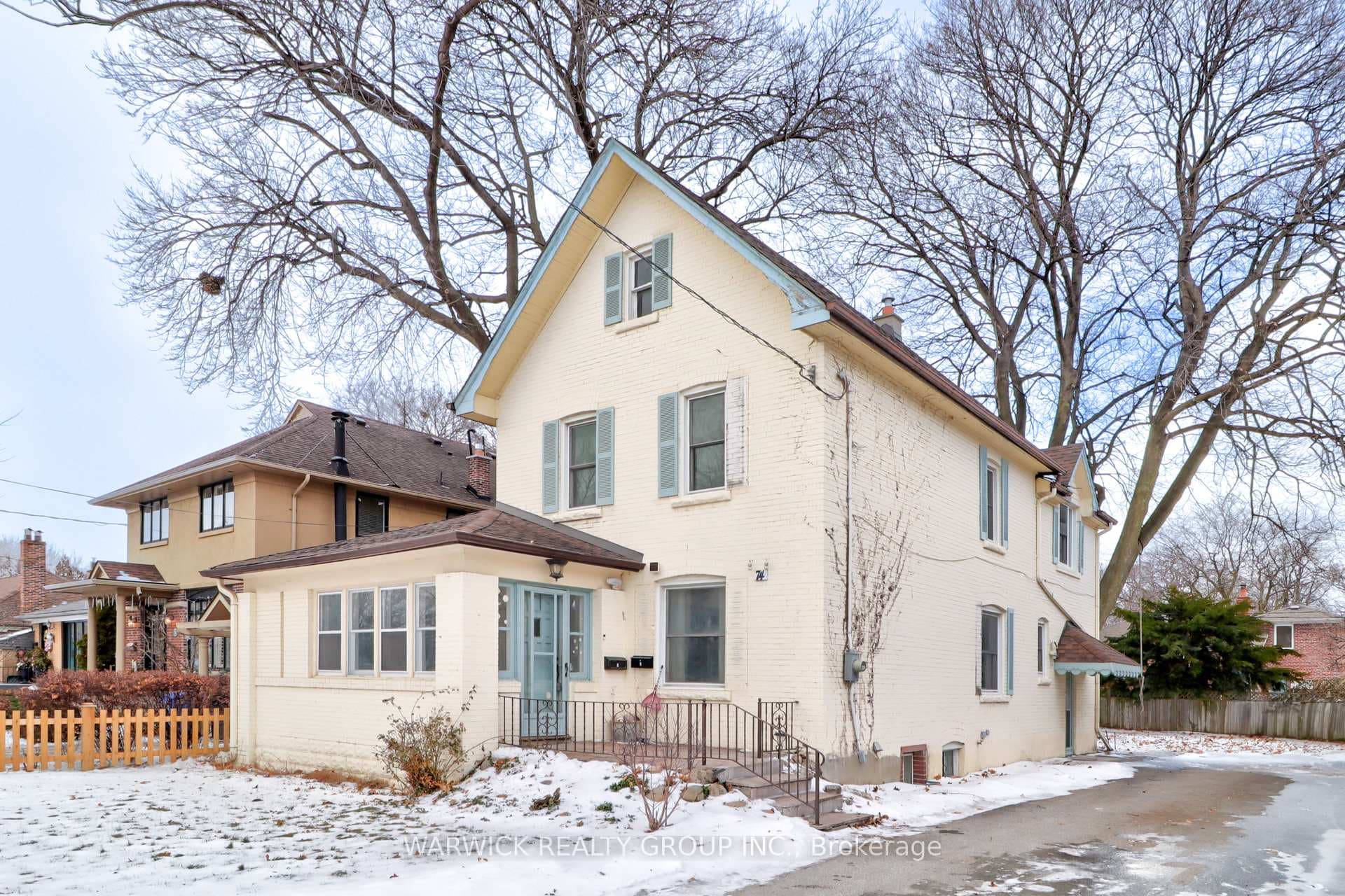 74 Norseman Street photo 1