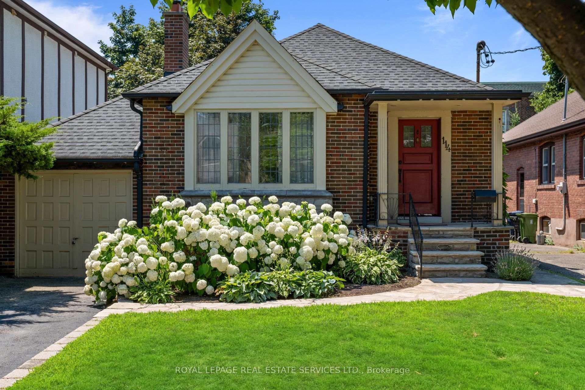 114 Humbervale Boulevard photo 1