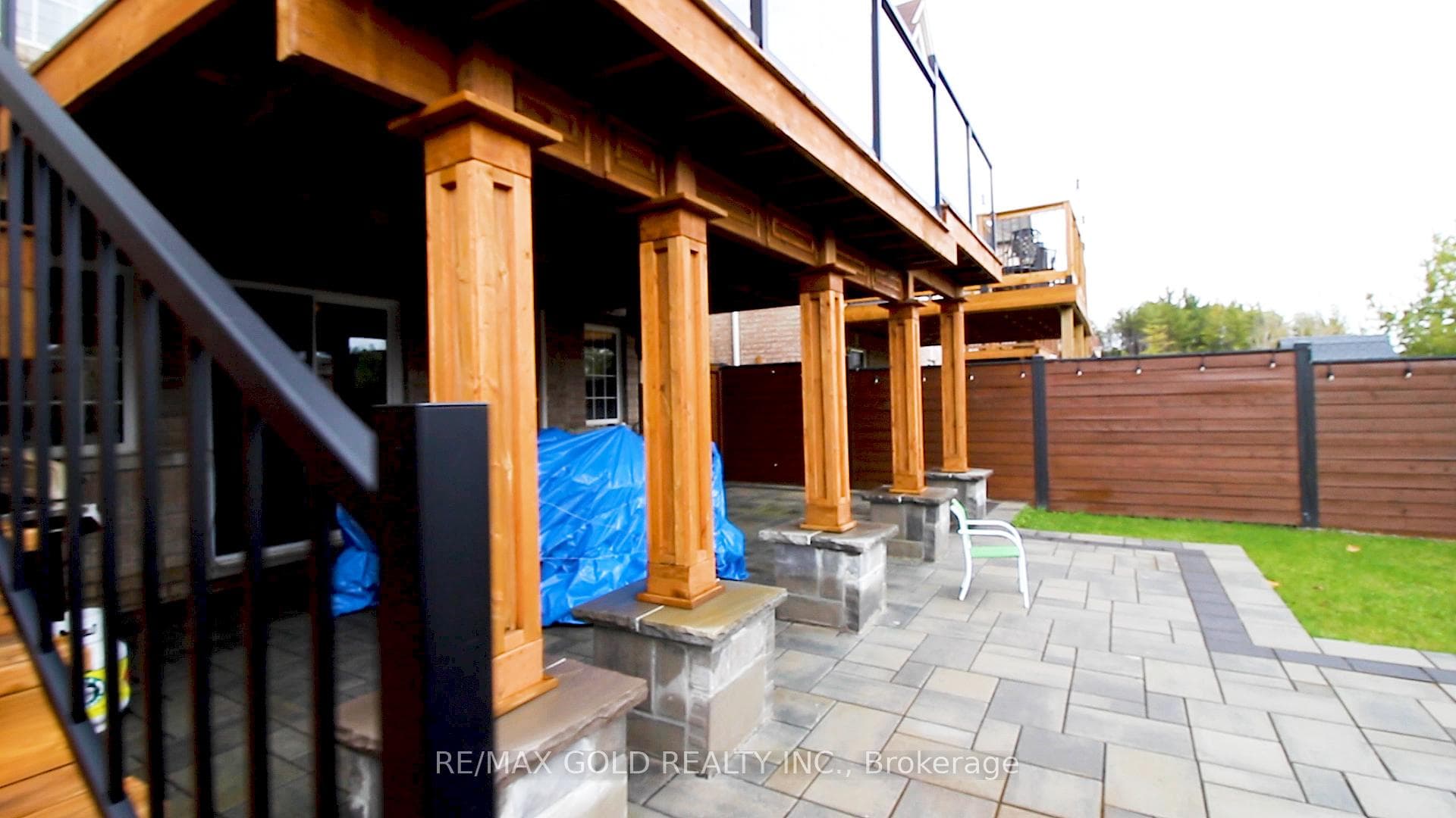11 McKay Avenue photo 34