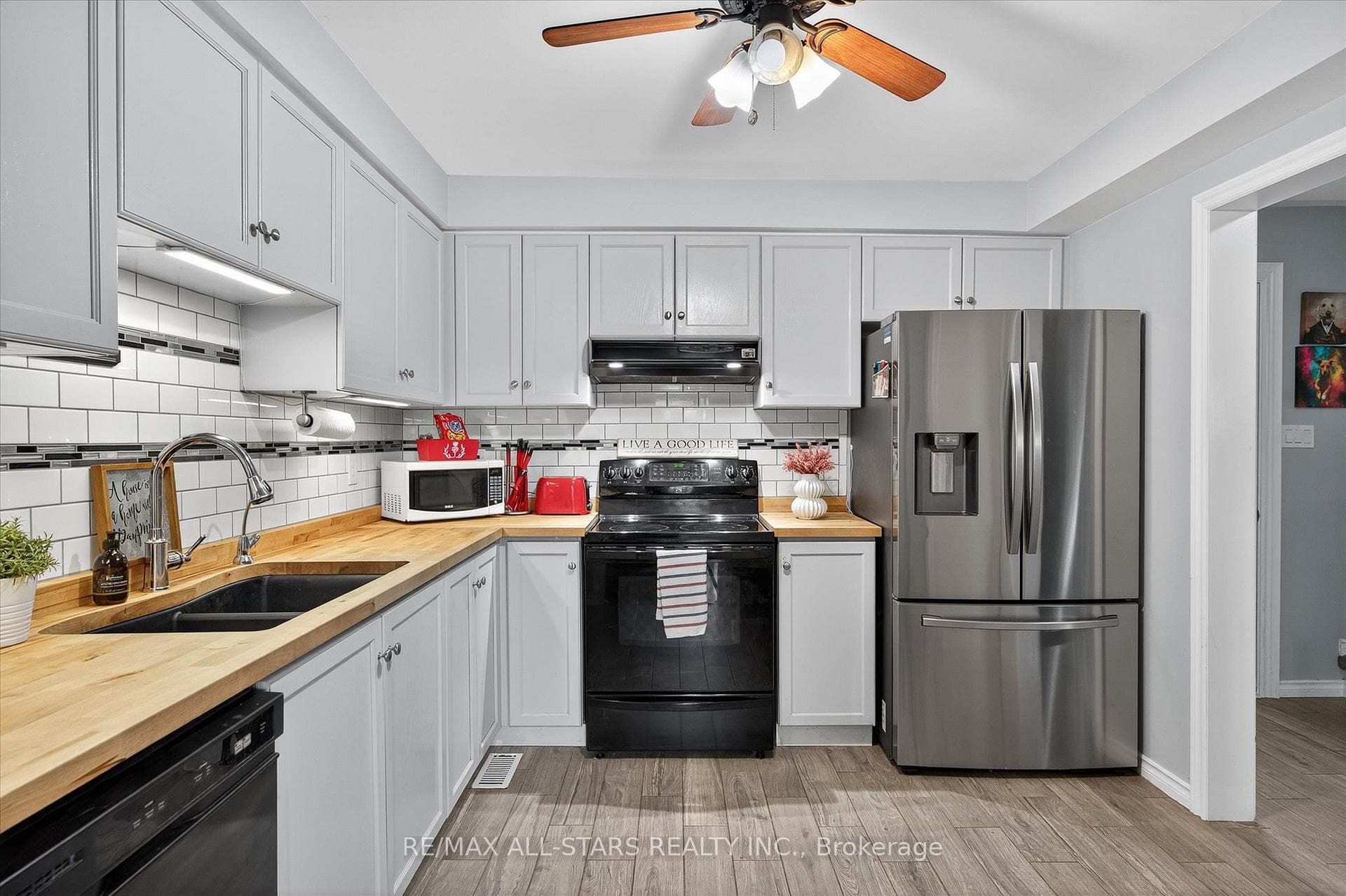 54 Ivory Court photo 13