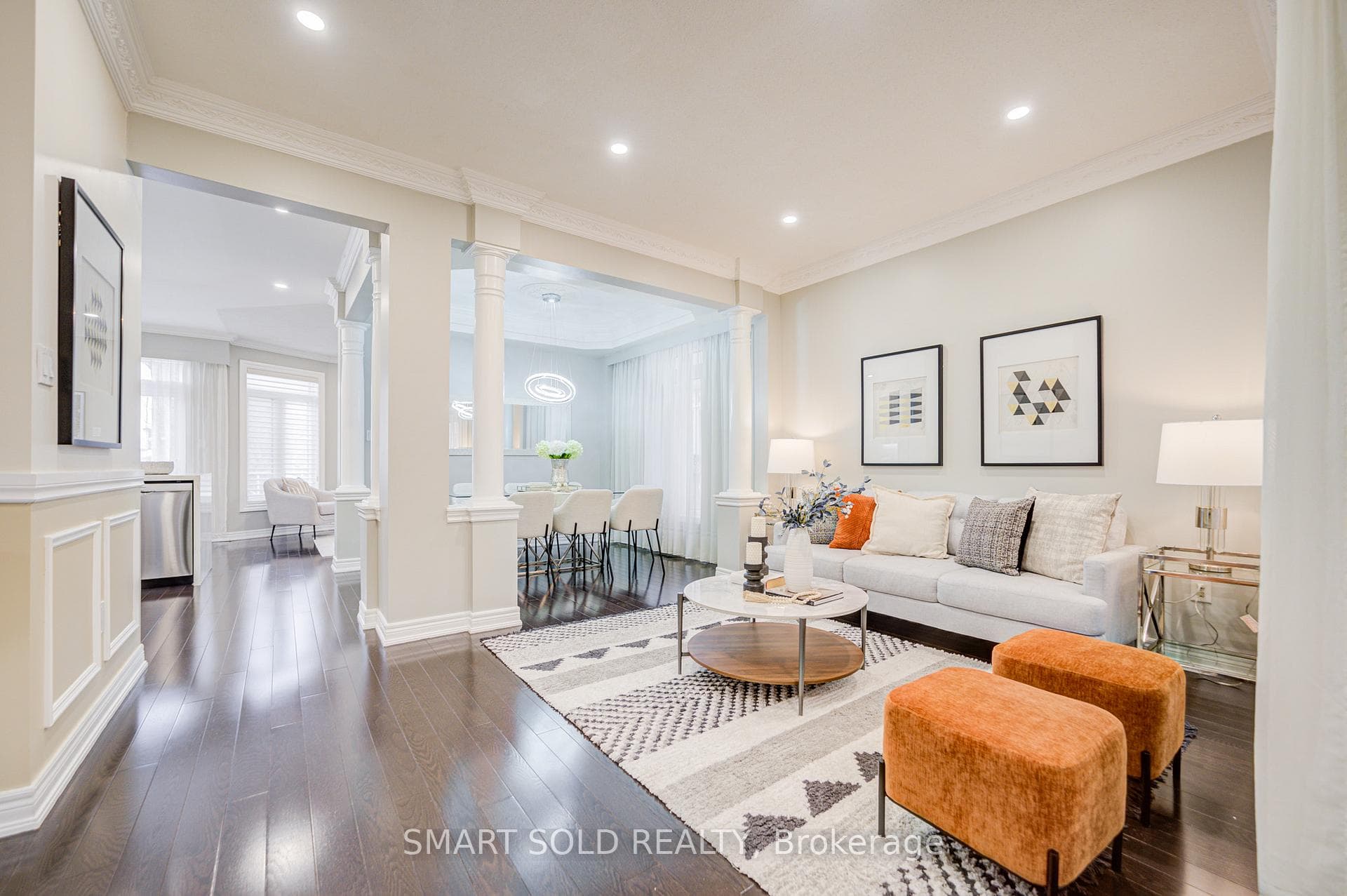 9 Mariposa Avenue photo 6