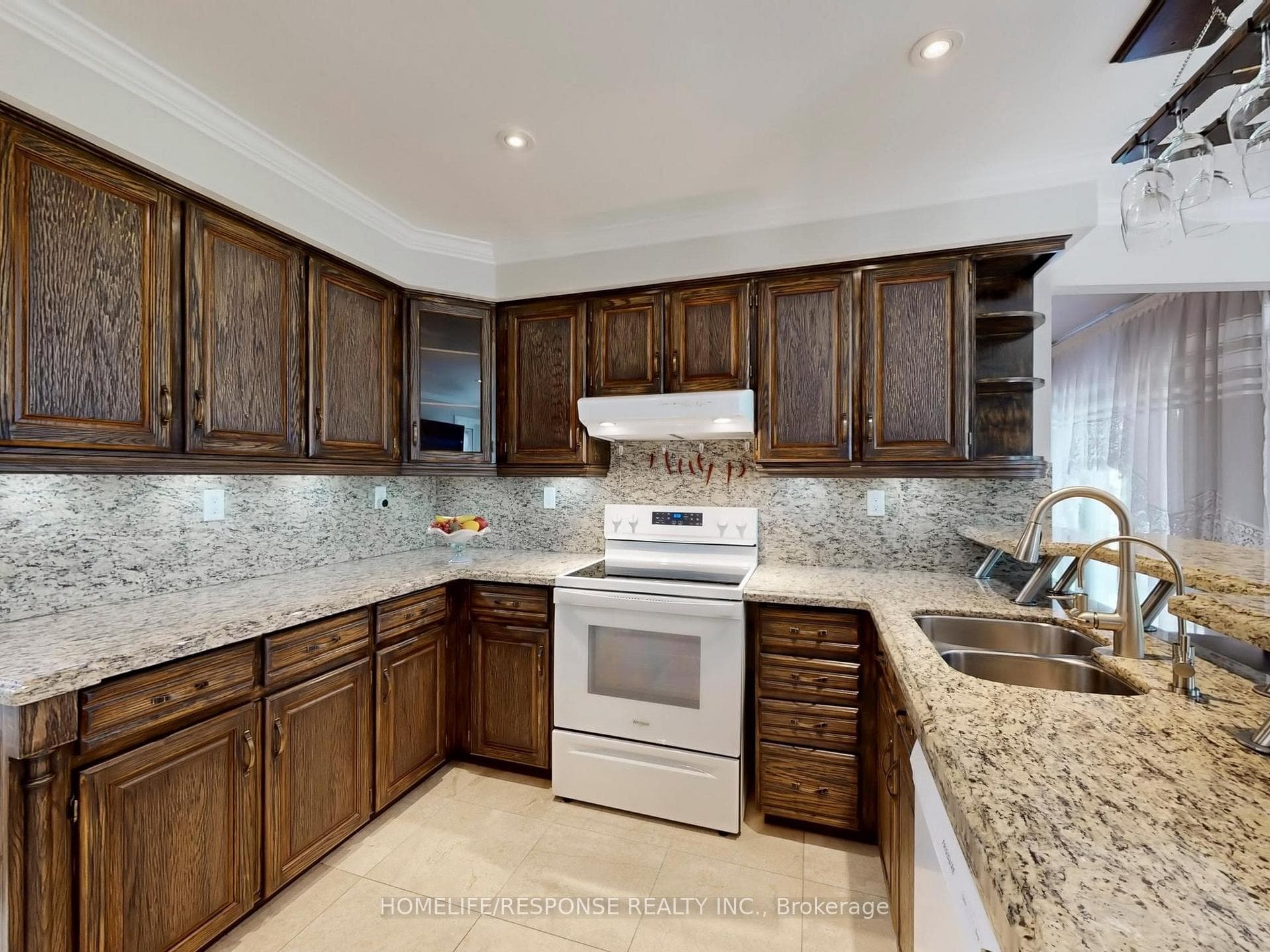 13 DOLAN Drive photo 14