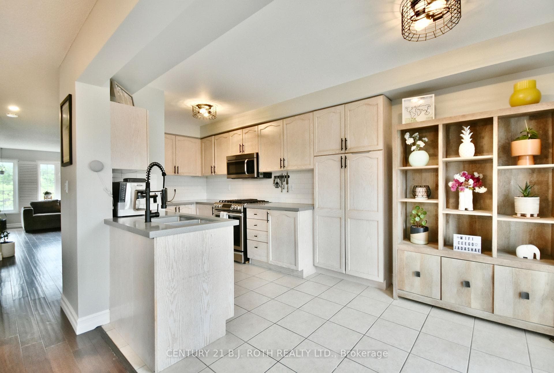 1406 Forest Street photo 17