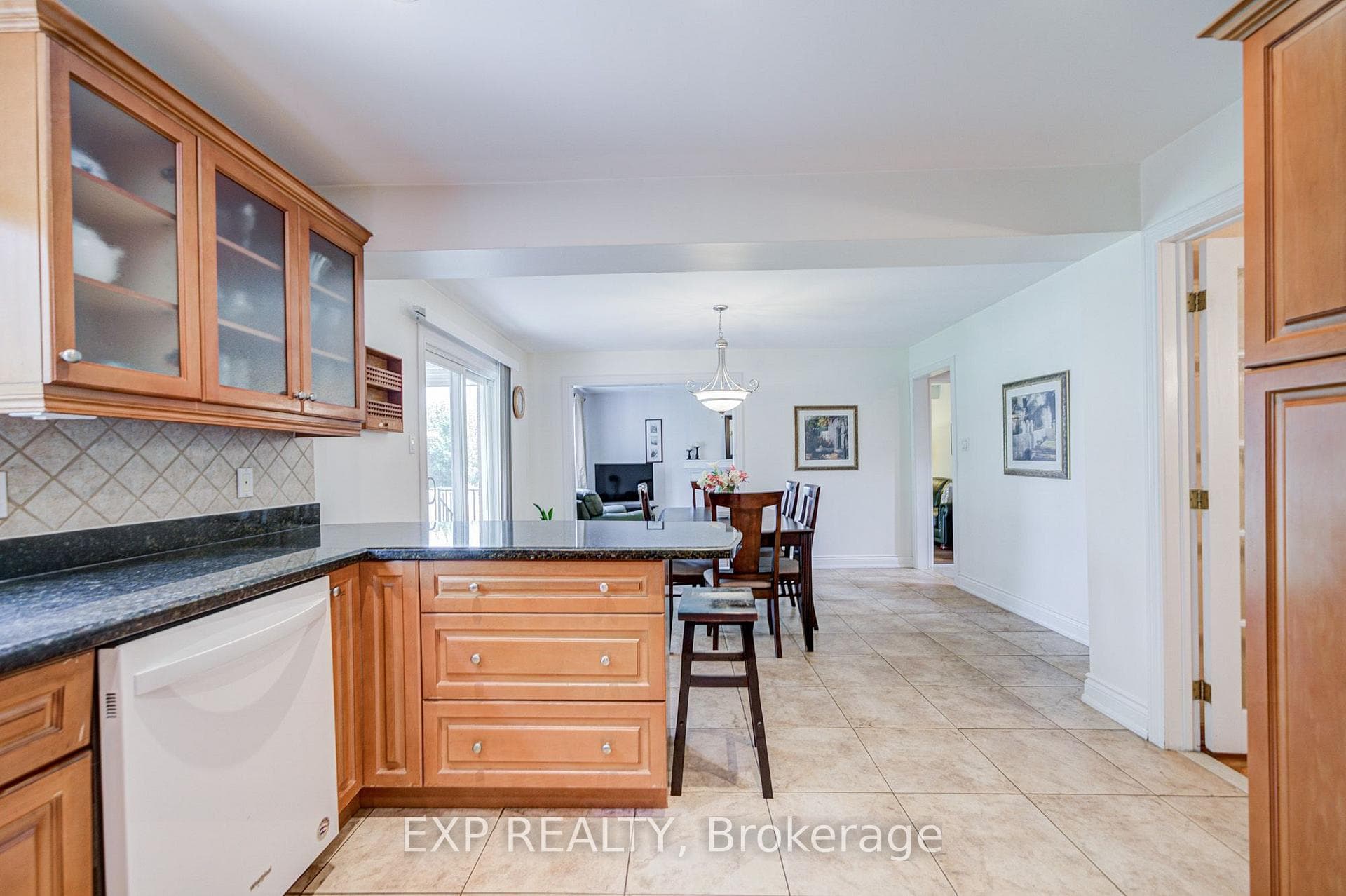 46 Eden Avenue photo 13