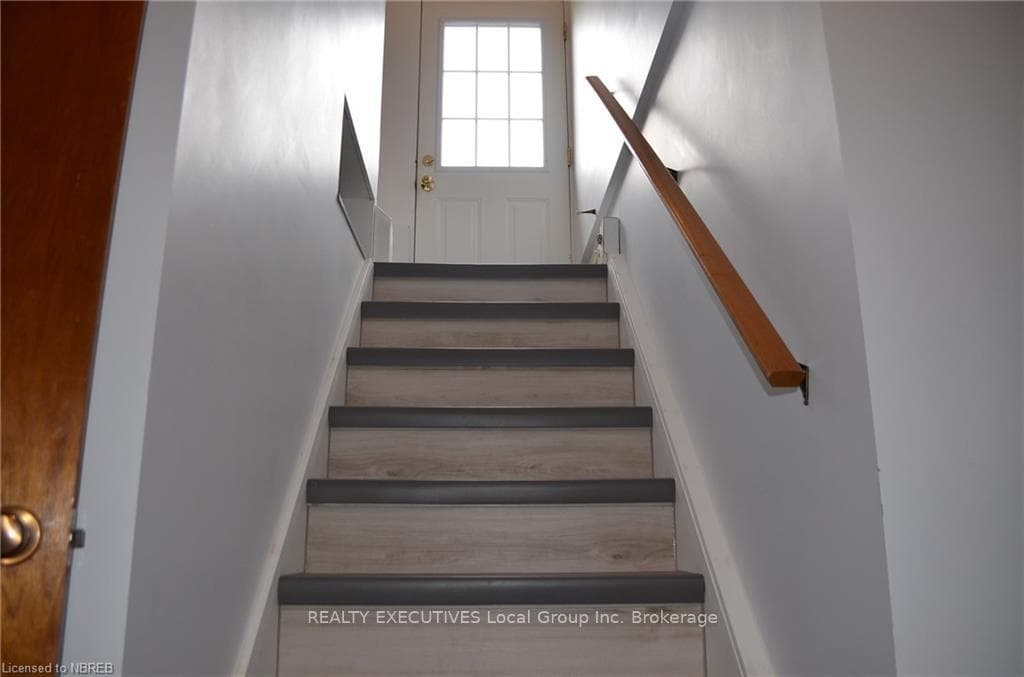 492 MCCARTHY Street photo 24