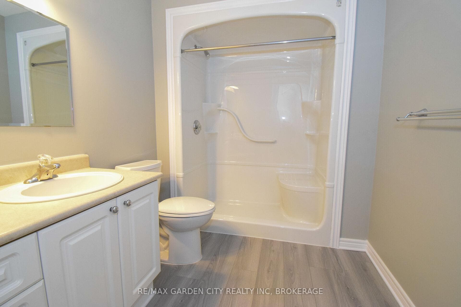 162 FIRST Street Unit 11 photo 20