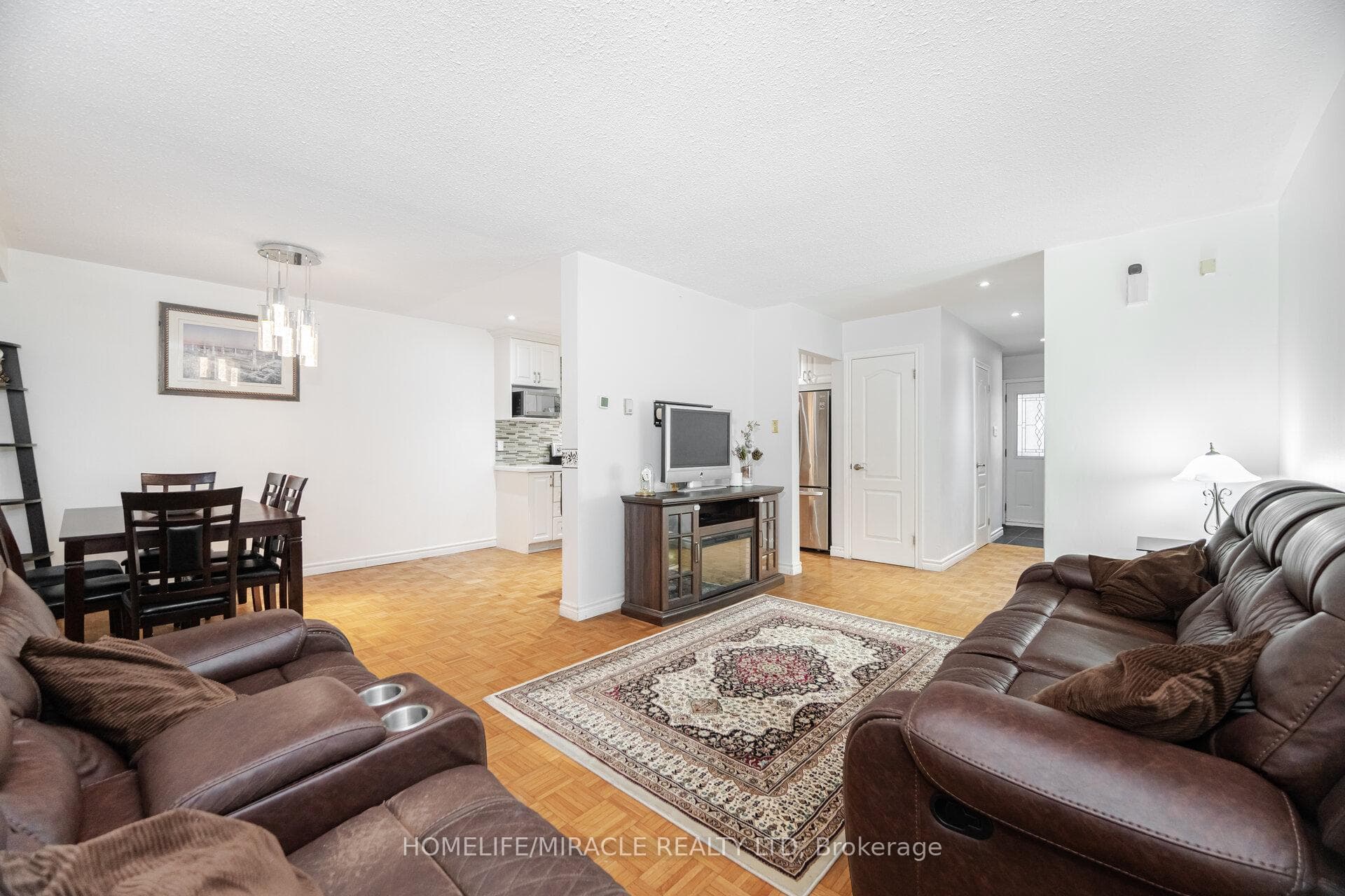 341 Military Trail Unit 70 photo 17