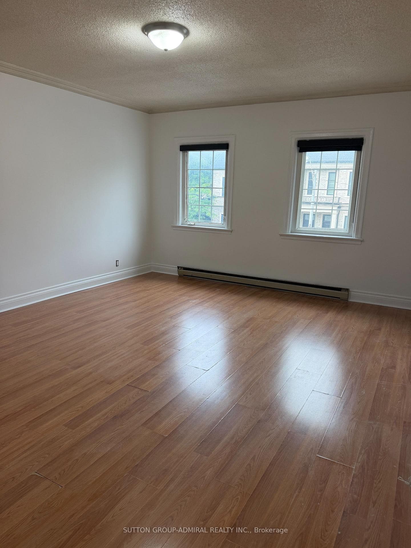 1190 Avenue Road Unit 2 photo 3