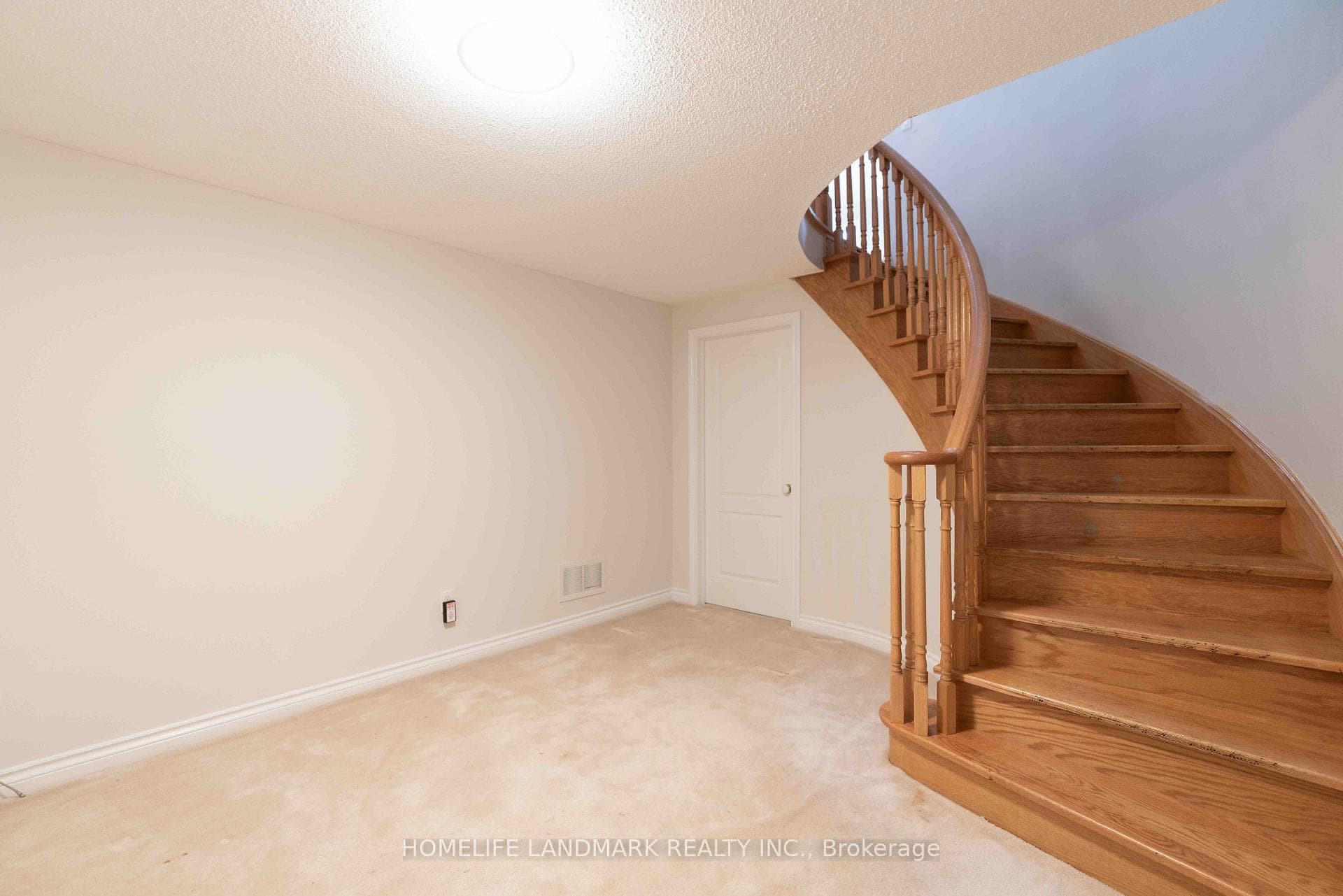 11 Seaforth Place photo 35