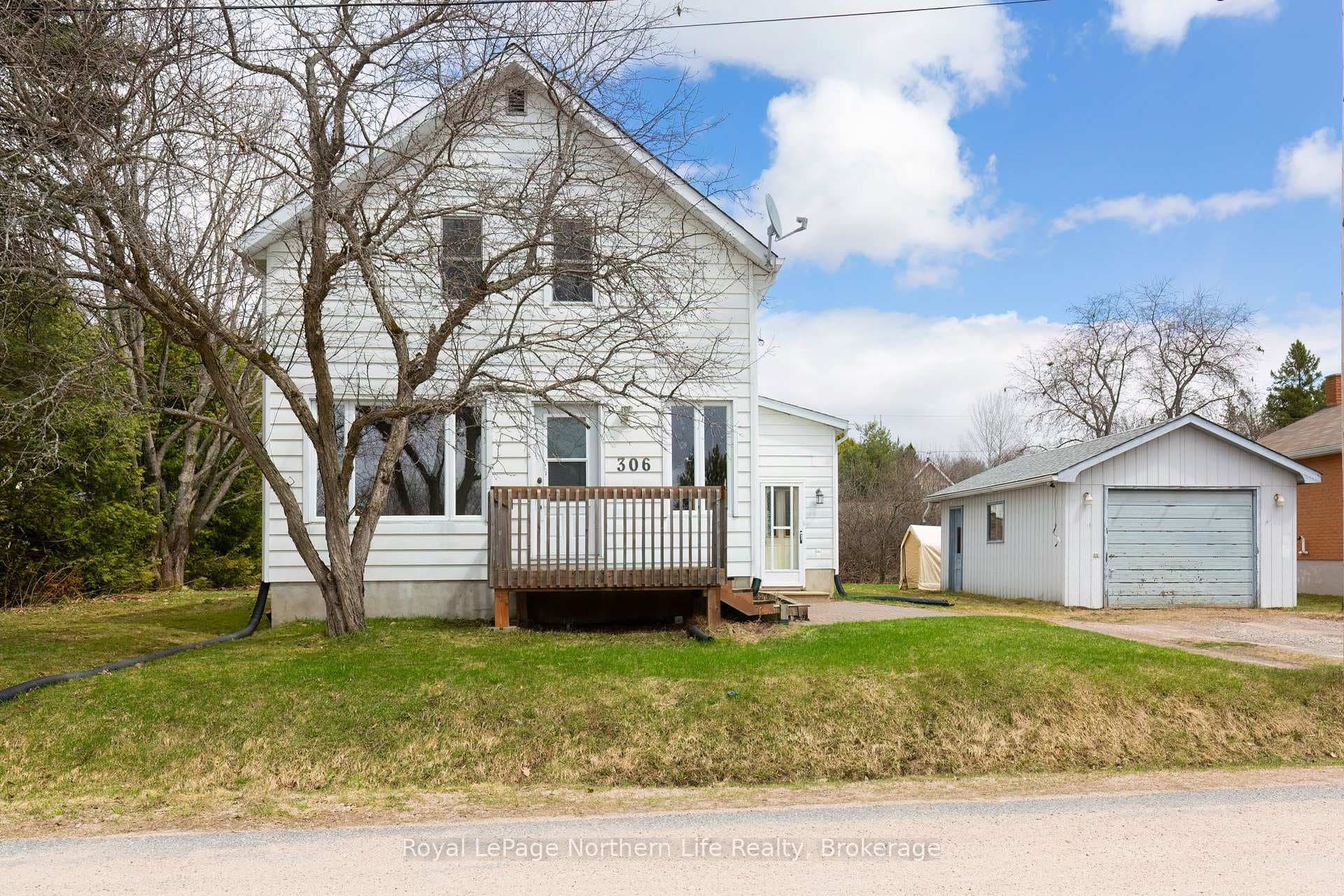 306 Spetz Avenue photo 1