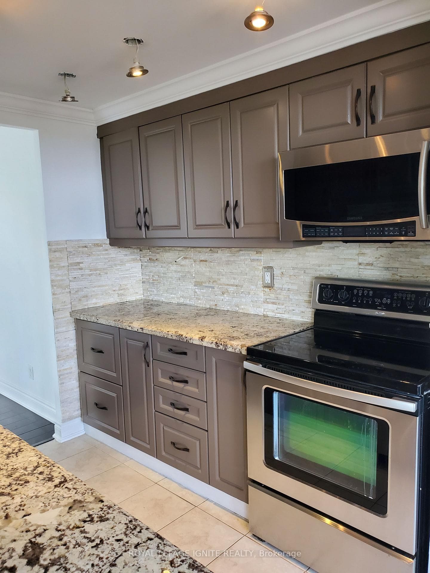 11753 Sheppard Avenue Unit 324 photo 29