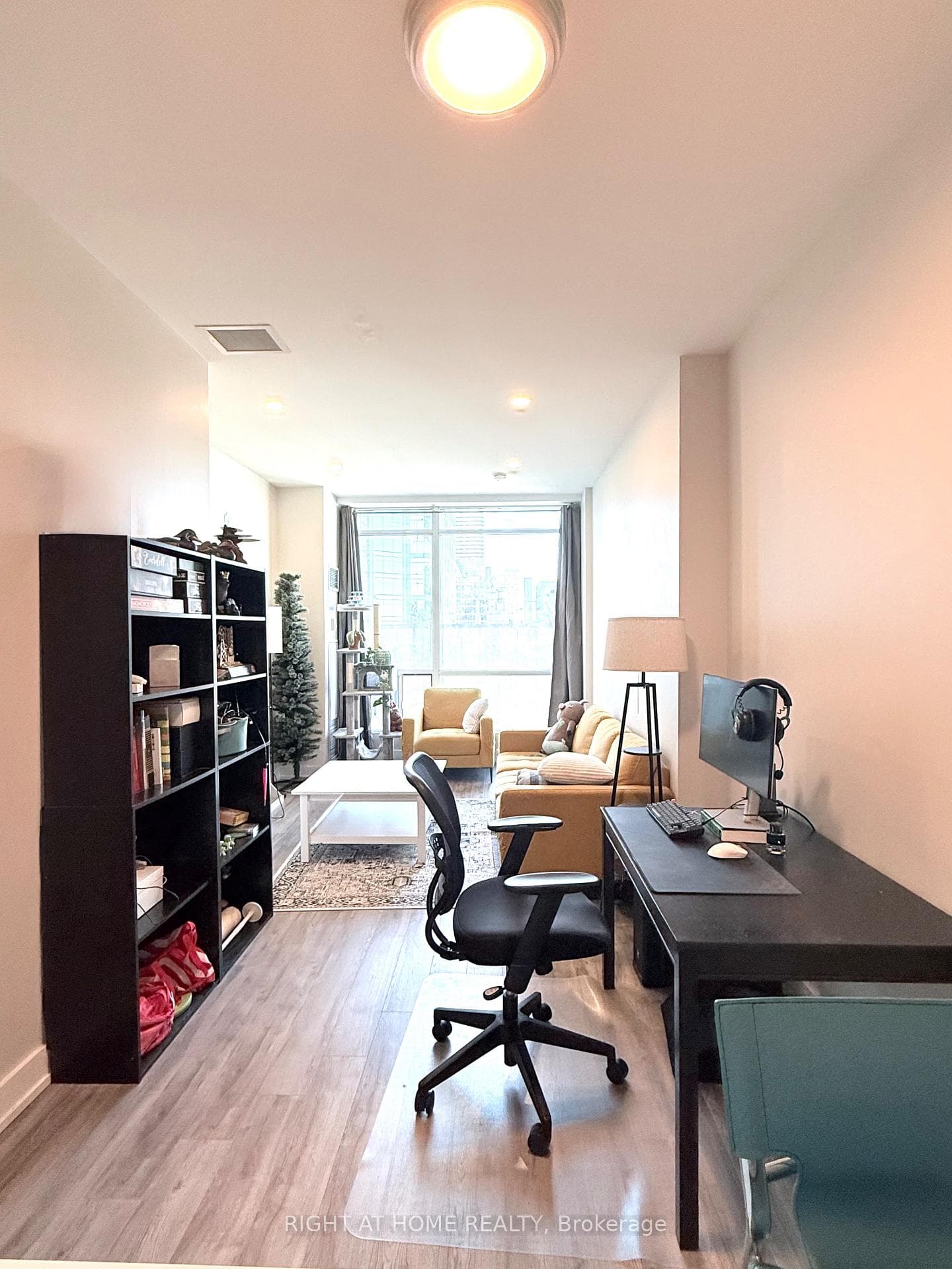 7 King Street Unit 2310 photo 3