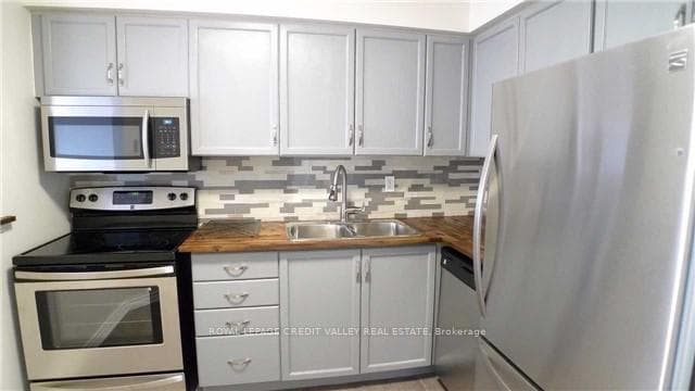1270 Maple Crossing Boulevard Unit 704 photo 12
