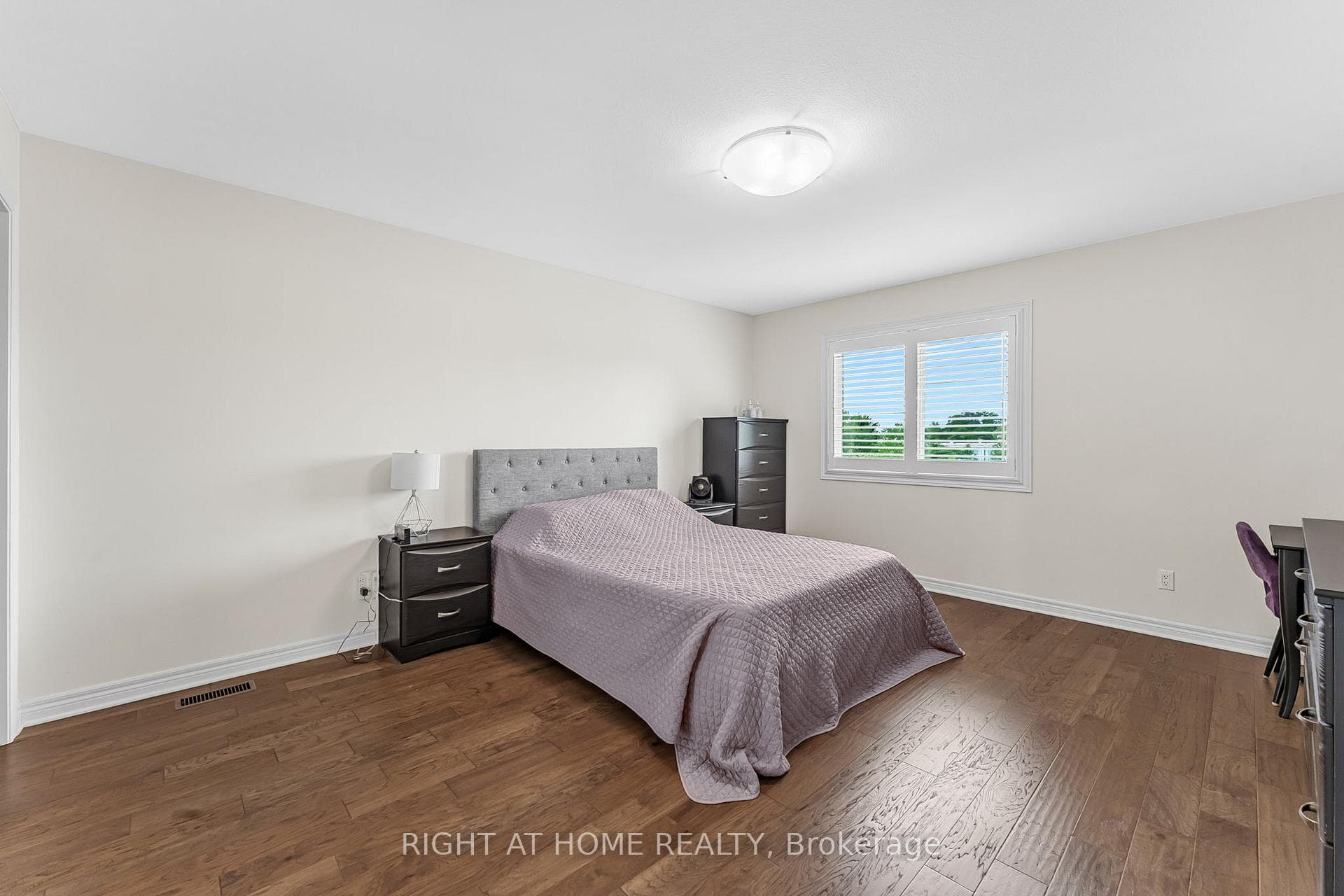 80 Loretta Drive photo 29