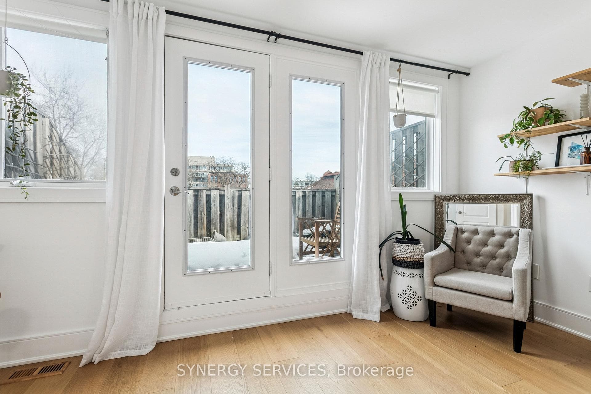 7 A Mcgee Street photo 31