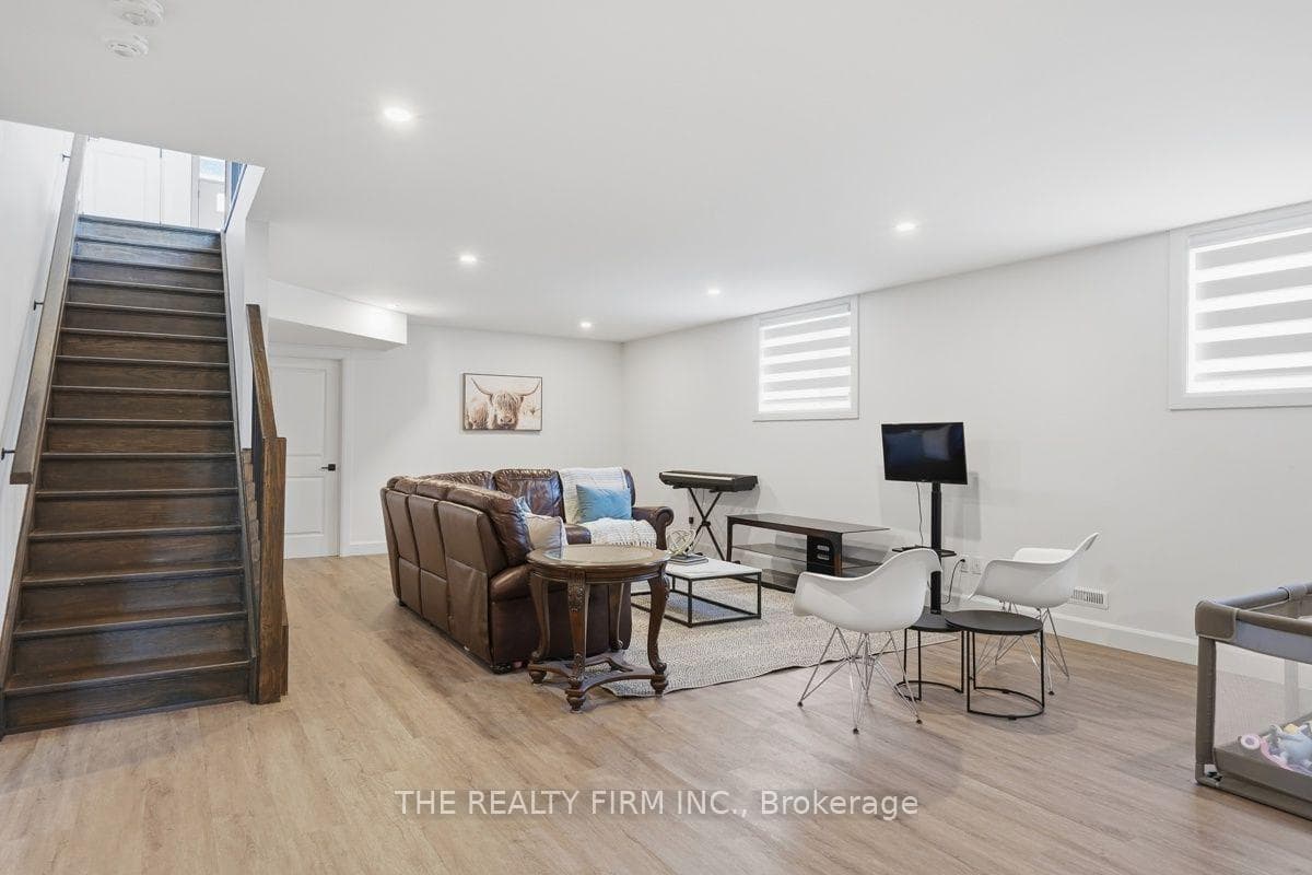 6990 Clayton Walk Unit 1 photo 35