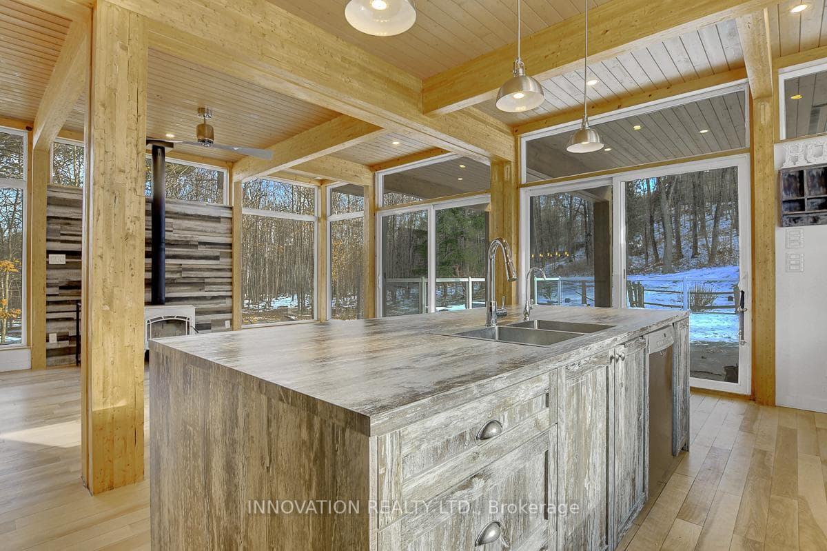 1792 Bearhill Road photo 15