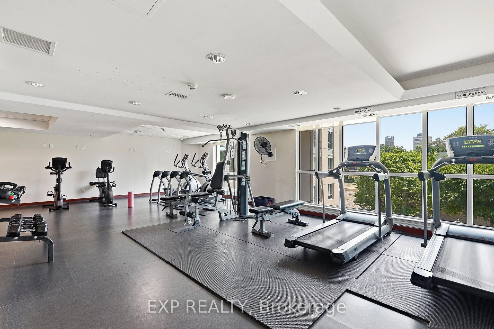 234 Rideau Street Unit 304 photo 12
