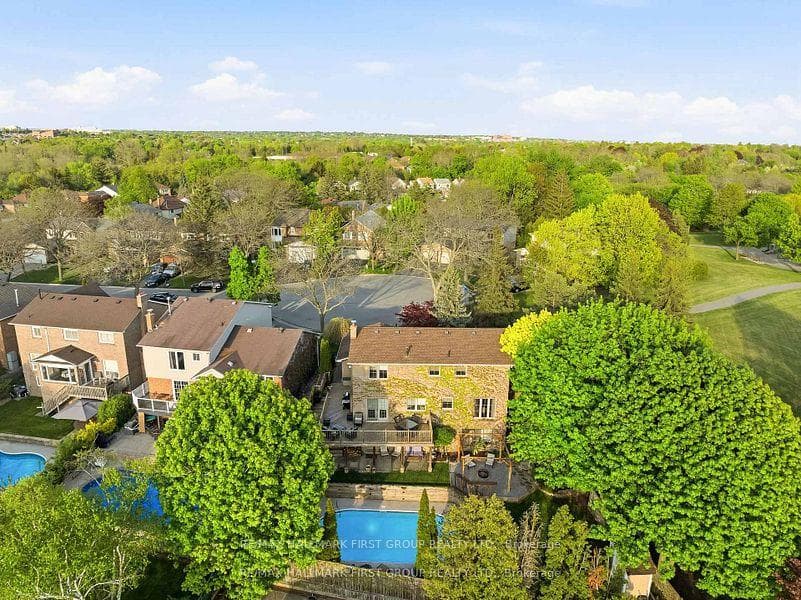 14 Ormandy Court photo 46