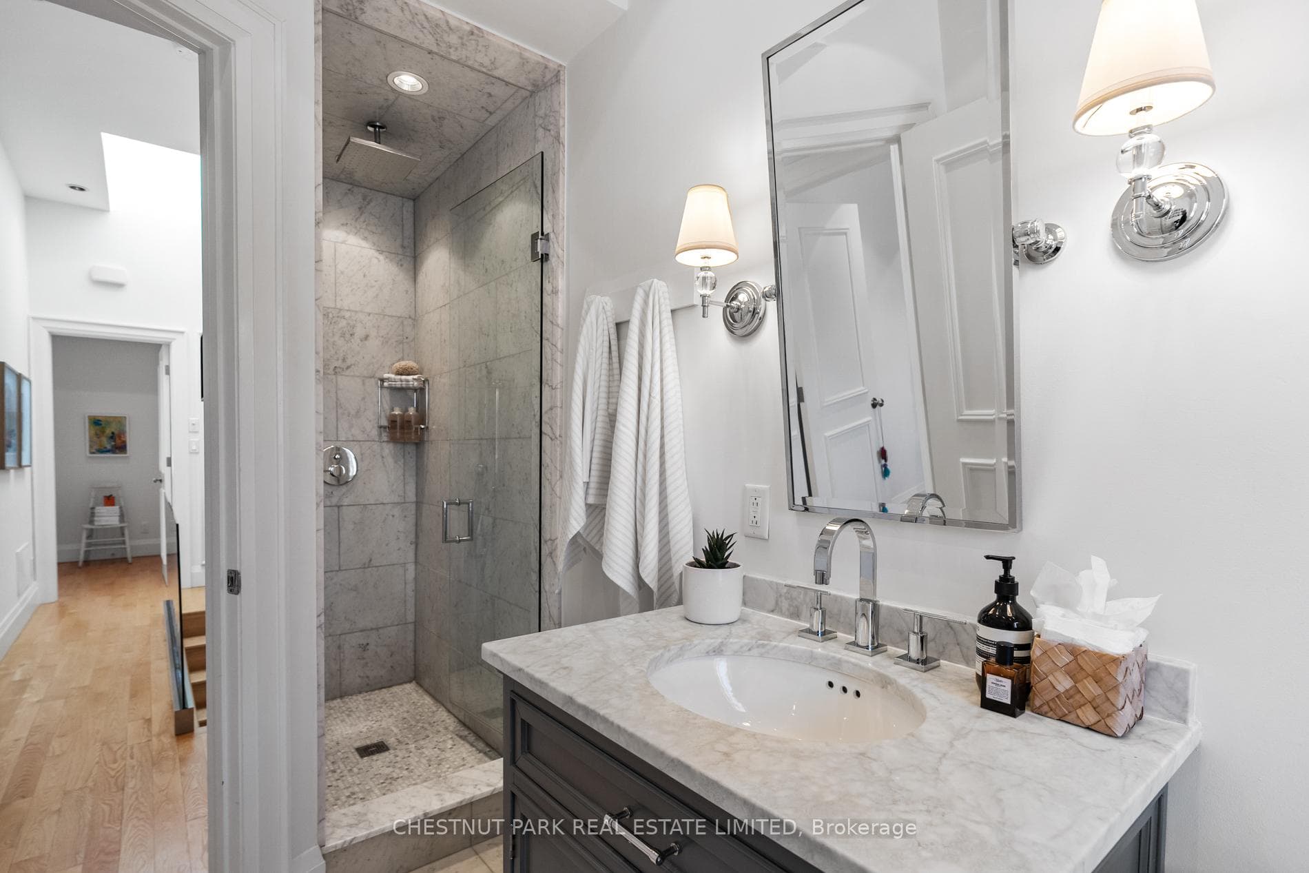 21 Hector Avenue photo 32