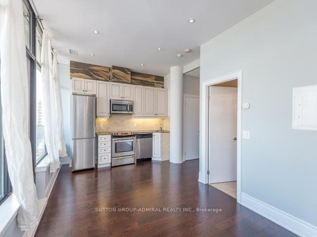 10376 Yonge Street Unit 501 photo 12