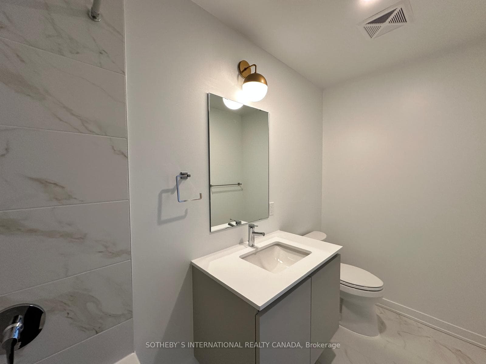 395 Dundas Street Unit 505 photo 11
