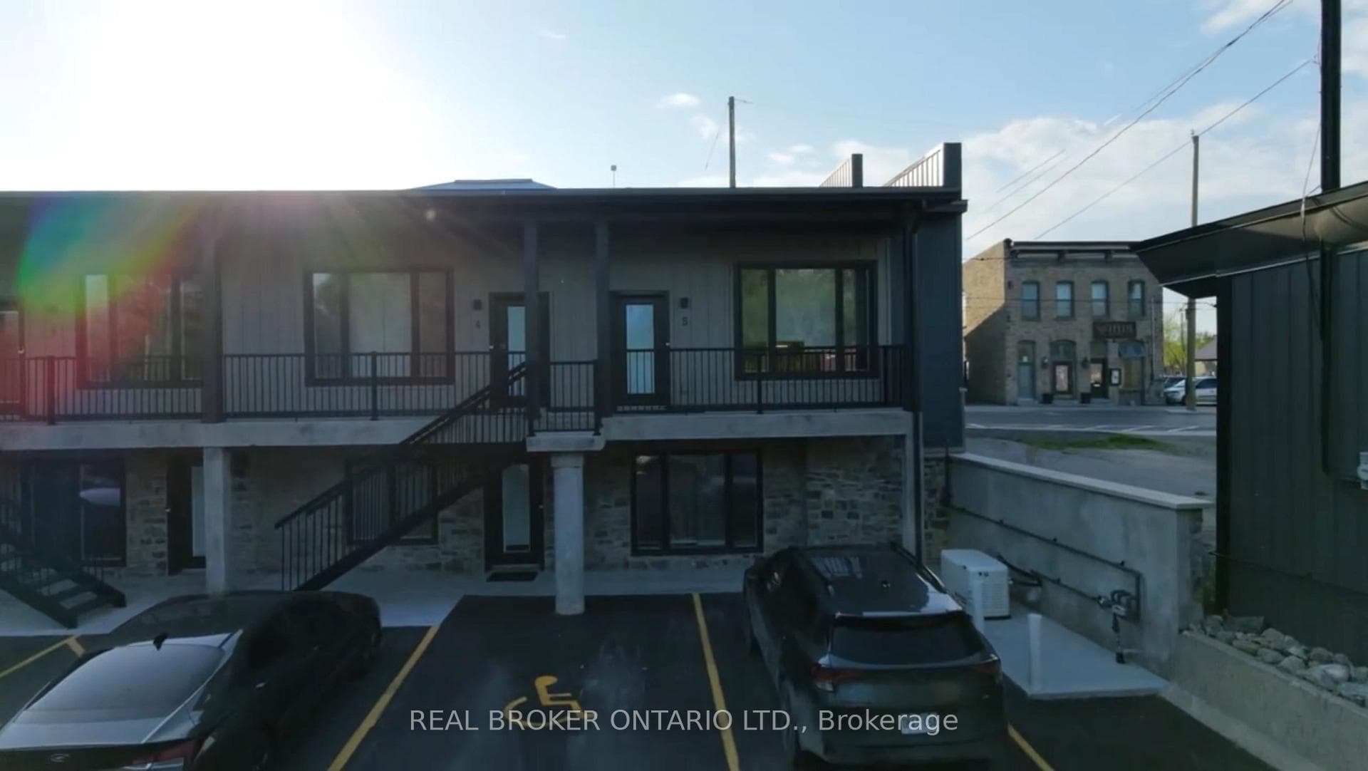 8 Clothier Street Unit 4 photo 1