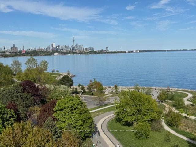 5 Marine Parade Drive Unit 912 photo 30