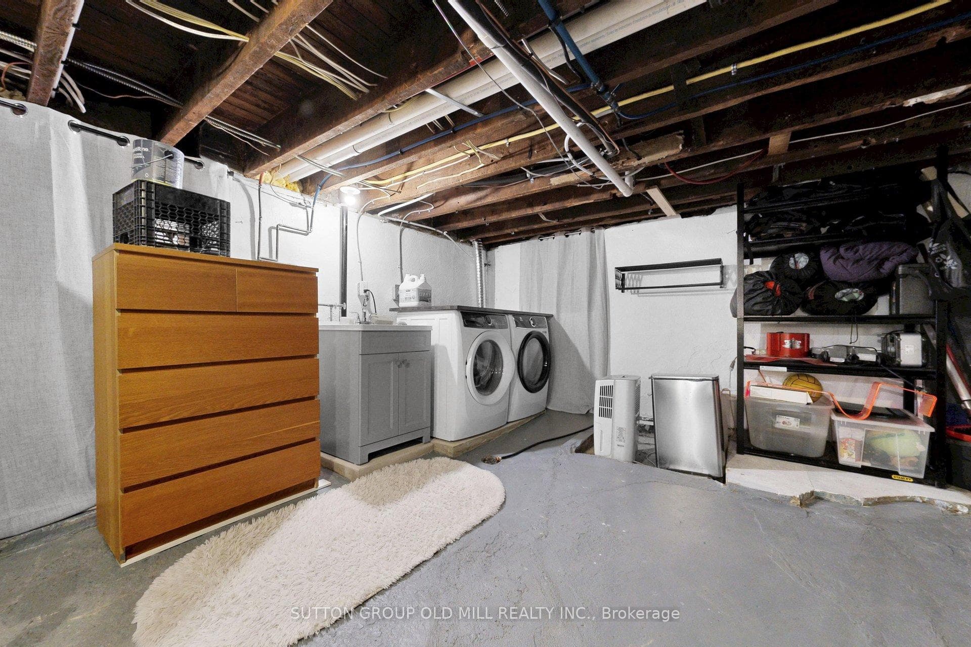 90 Fermanagh Avenue photo 39