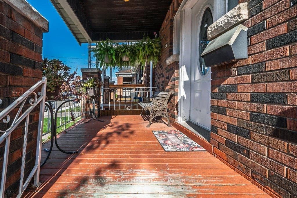 128 Crosthwaite Avenue photo 6