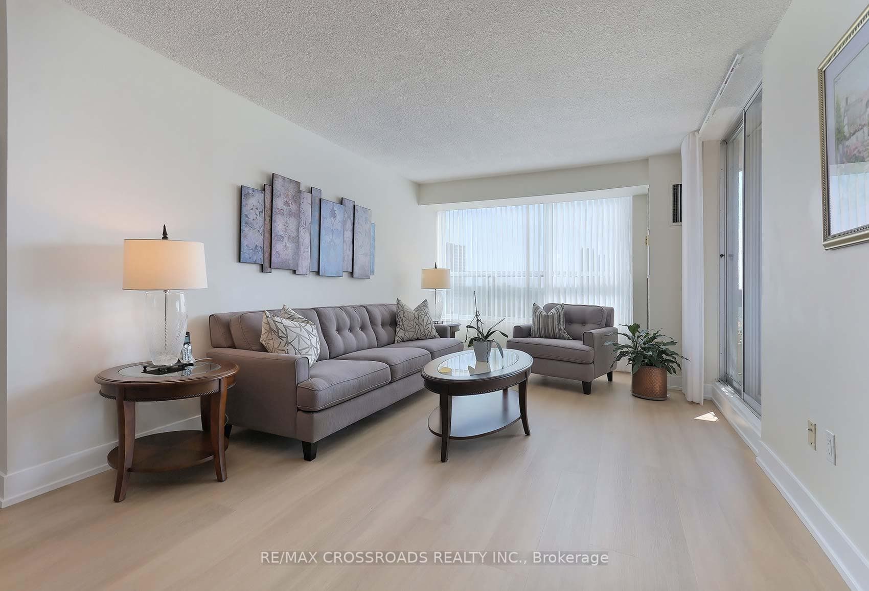 2365 Kennedy Road Unit 910 photo 4