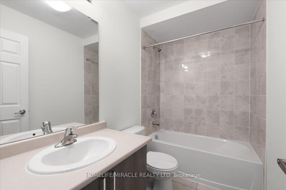 1394 Coral Spring Path photo 24