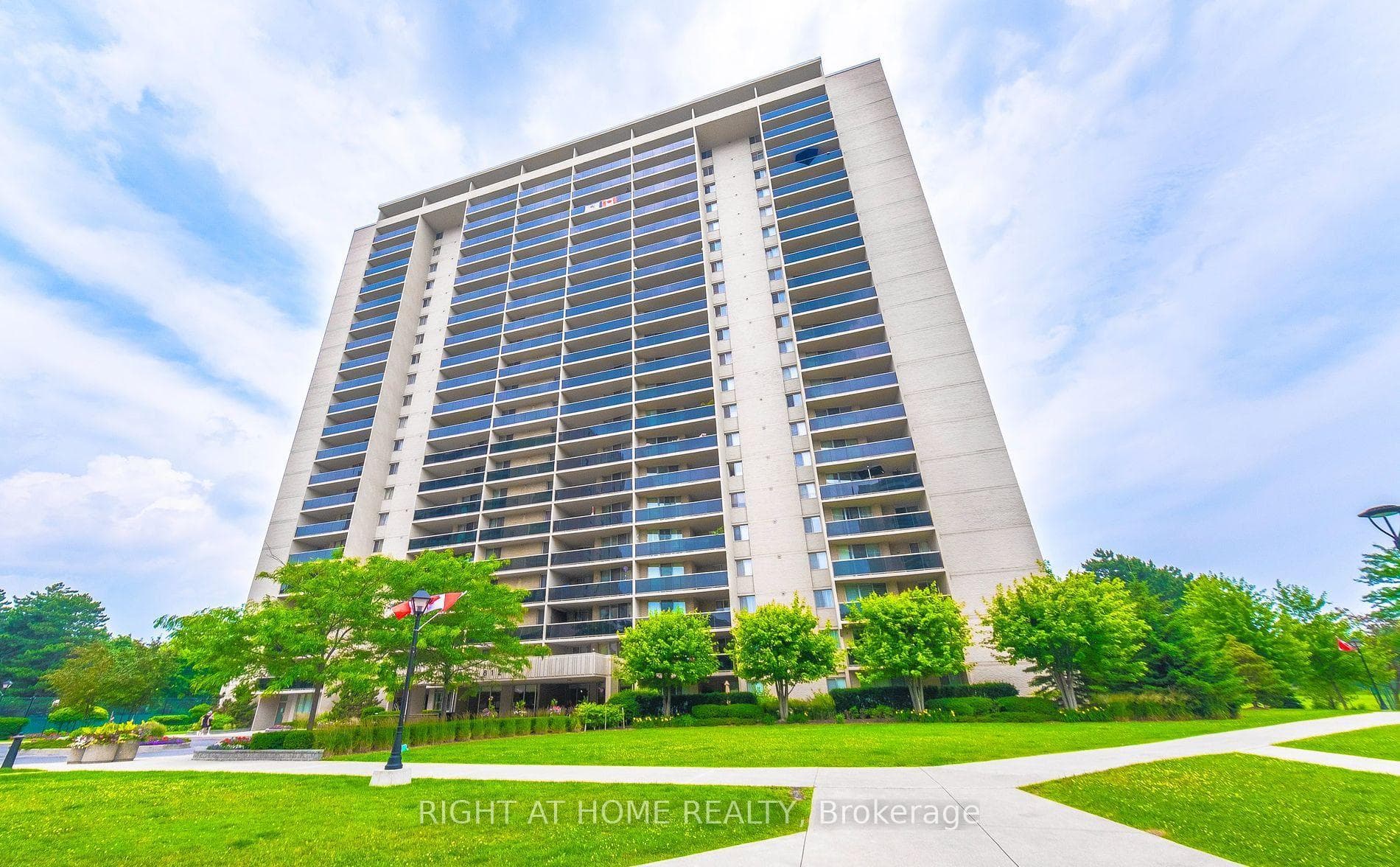 299 Mill Road Unit 308 photo 1